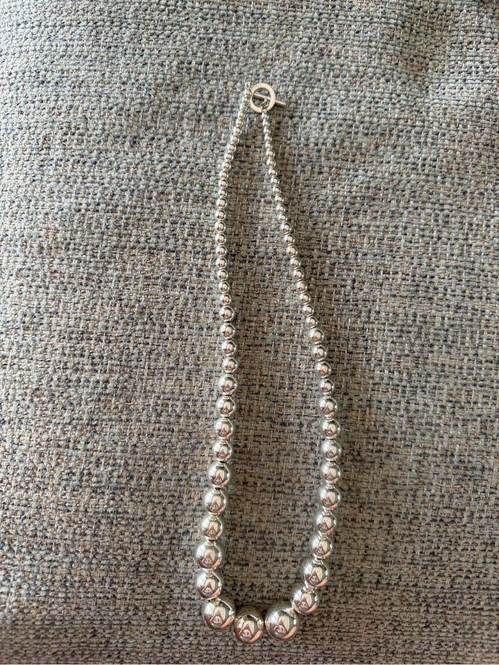 CHAPS Silver Tone Graduated Beaded Necklace Toggle Clasp